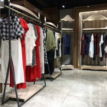 廣州剪標品牌折扣女裝批發走份 一站式供應鏈與高效批發模式解析